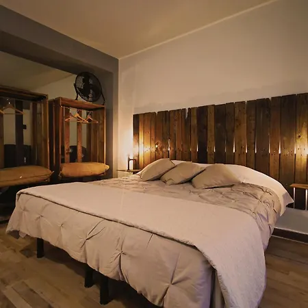 Homeanywhere - Pignolo 5 - The Kraken * 베르가모